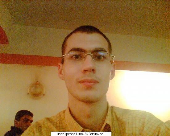 Sa spargem gheatza partea a 2-a - Asta e o poza foarte recenta cu mine. Scuzati ca - Cine Sunt Eu ?