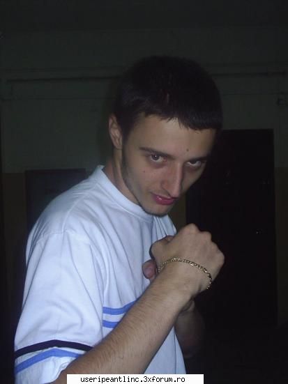 Sa spargem gheatza partea a 2-a - sper ca asta sa mearga - Cine Sunt Eu ?