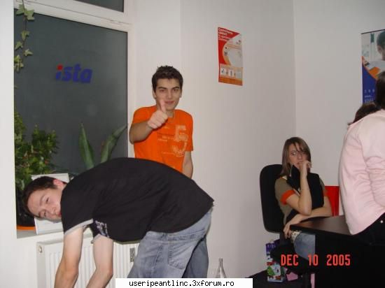 Sa spargem gheatza partea a 2-a - sambata seara la o petrecere - Cine Sunt Eu ?
